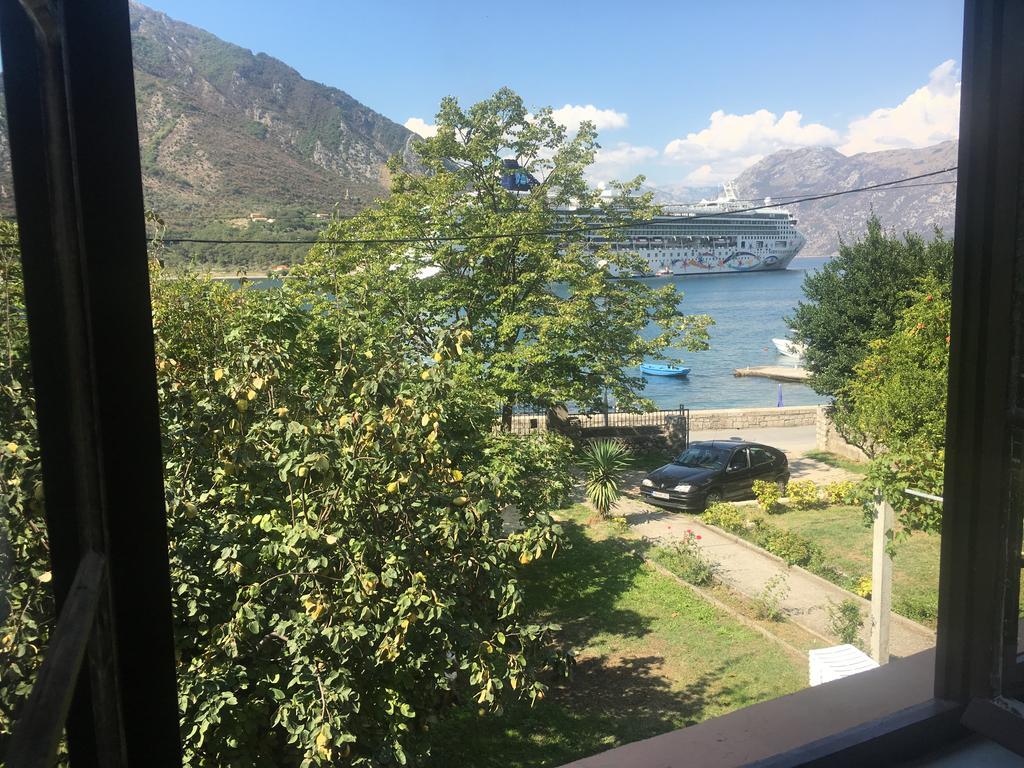 Apartments Vido Kotor Exteriör bild